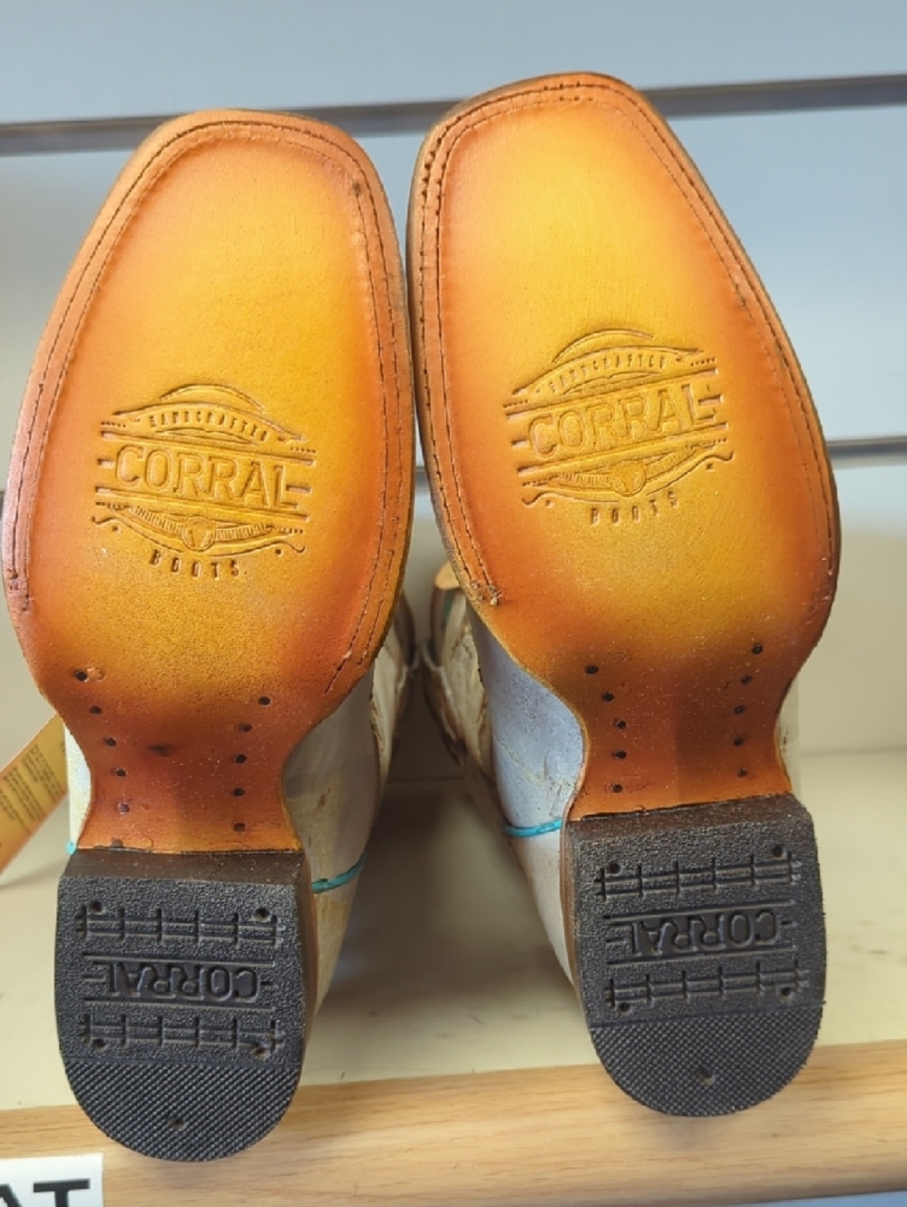 New Women's Corral Z5219 - Picture 7 of 7